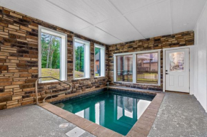 Indoor Pool Game room Hot Tub 10Mi to Great Smoky